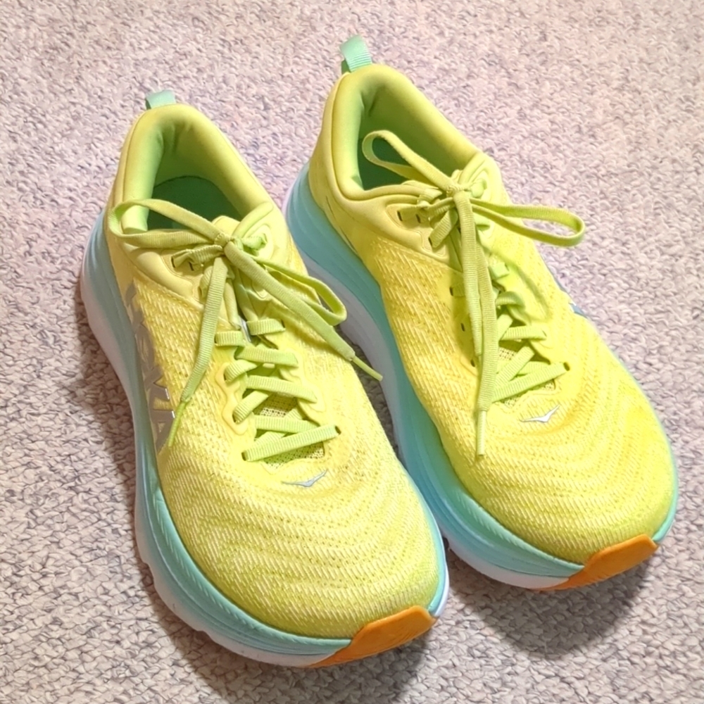 Women's Hoka Gaviota 5 Sneakers Size 9B